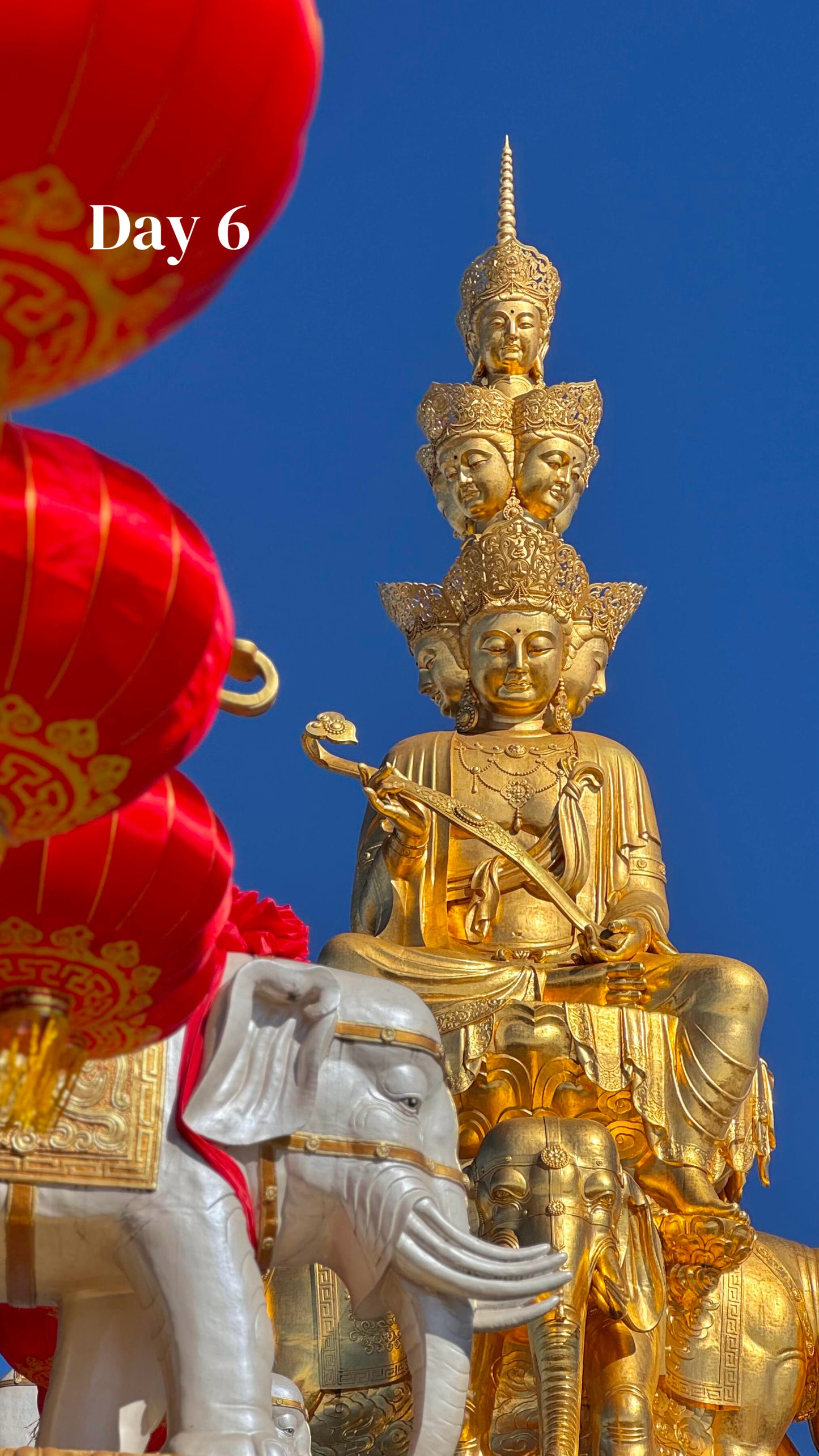 Route 2: Chengdu + Chongqing + Jiuzhaigou + Mount Emei + Dujiangyan + Leshan + Wulong Karst + Wujiang (Private Luxury 12-Days all 5*Diamond Grade Hotels)